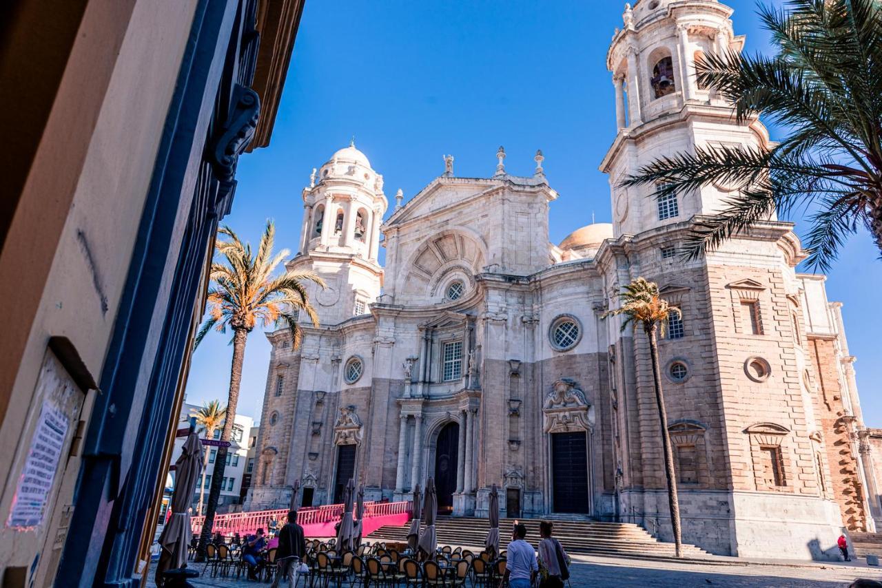 شقة كاديز  في Palacete Andaluz Vistas Excepcionales المظهر الخارجي الصورة